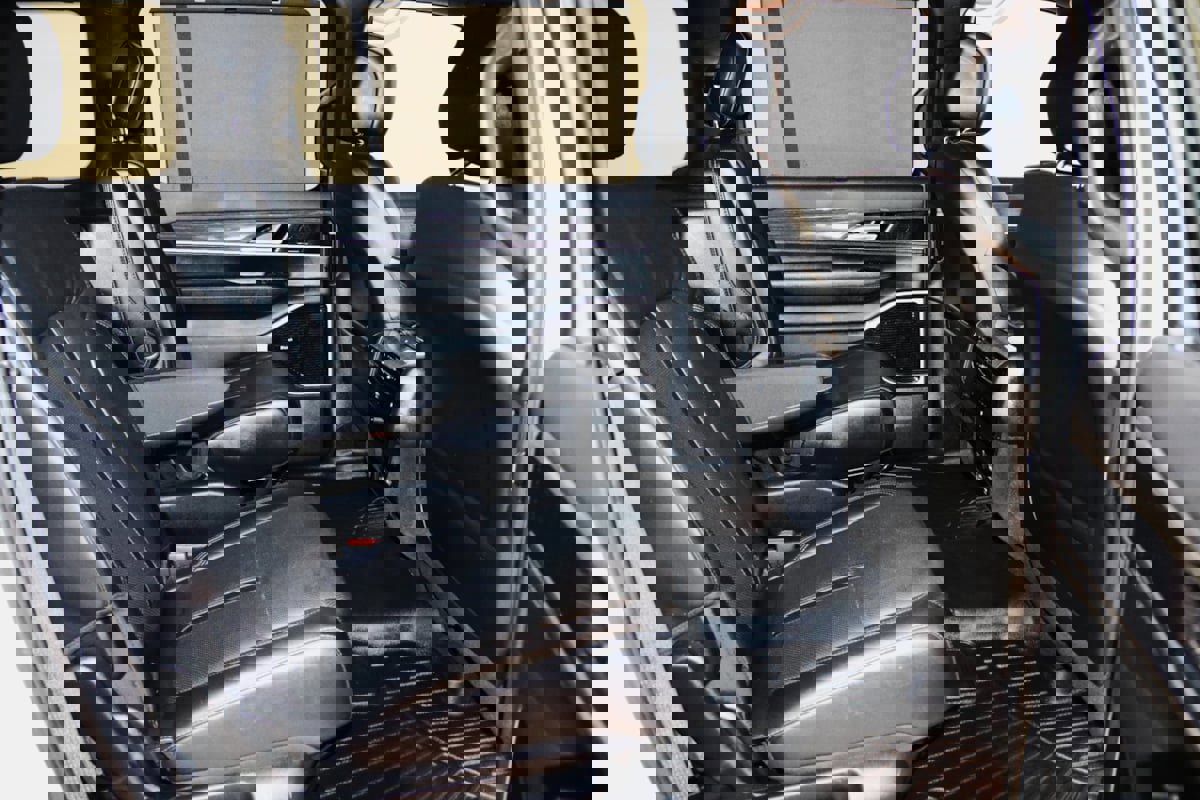 Used 2022 Jeep Wagoneer Series III w/ Premium Group I image 72