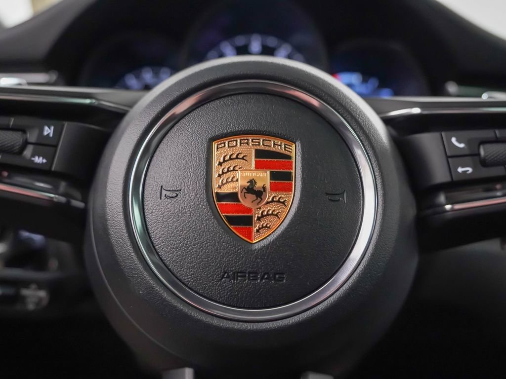 Certified 2026 Porsche Macan AWD/4WD image 26