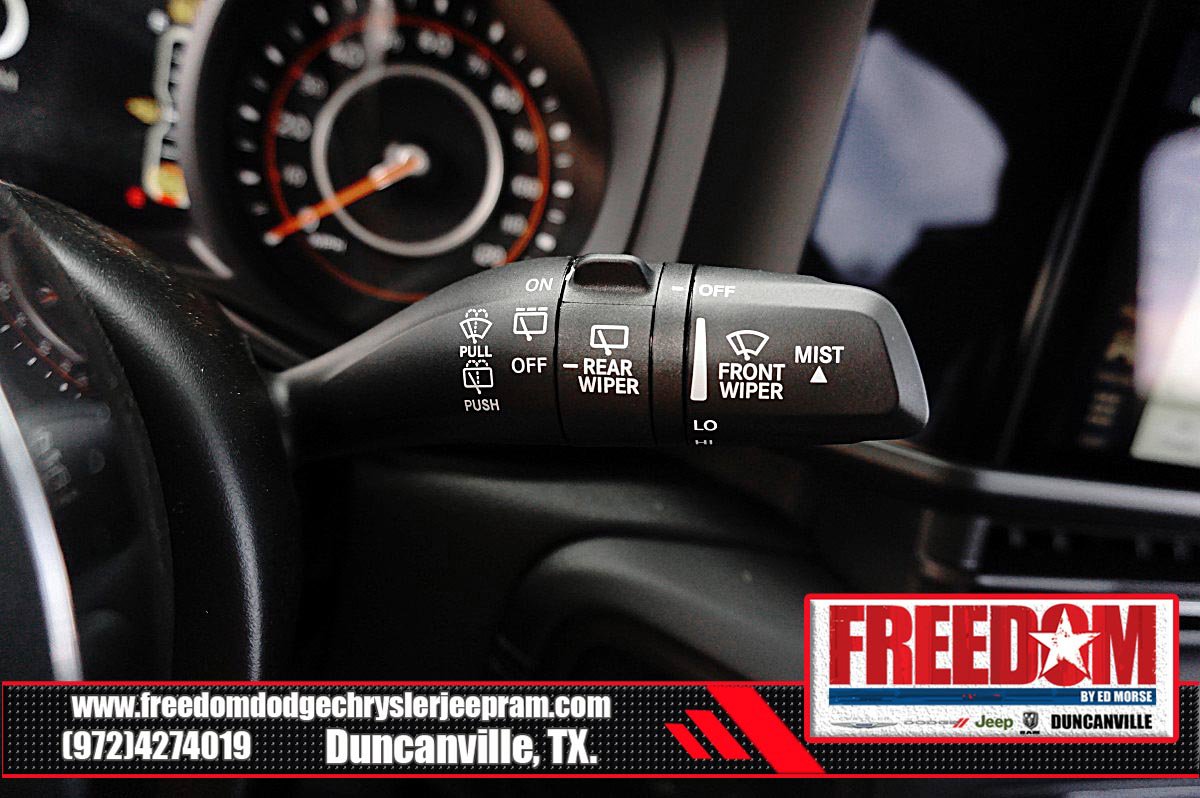 New 2026 Jeep Wrangler Unlimited Sahara w/ Whitecap Package AWD/4WD image 33