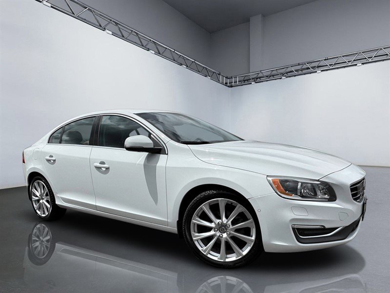 Used 2016 Volvo S60 T5 Inscription Platinum FWD image 14