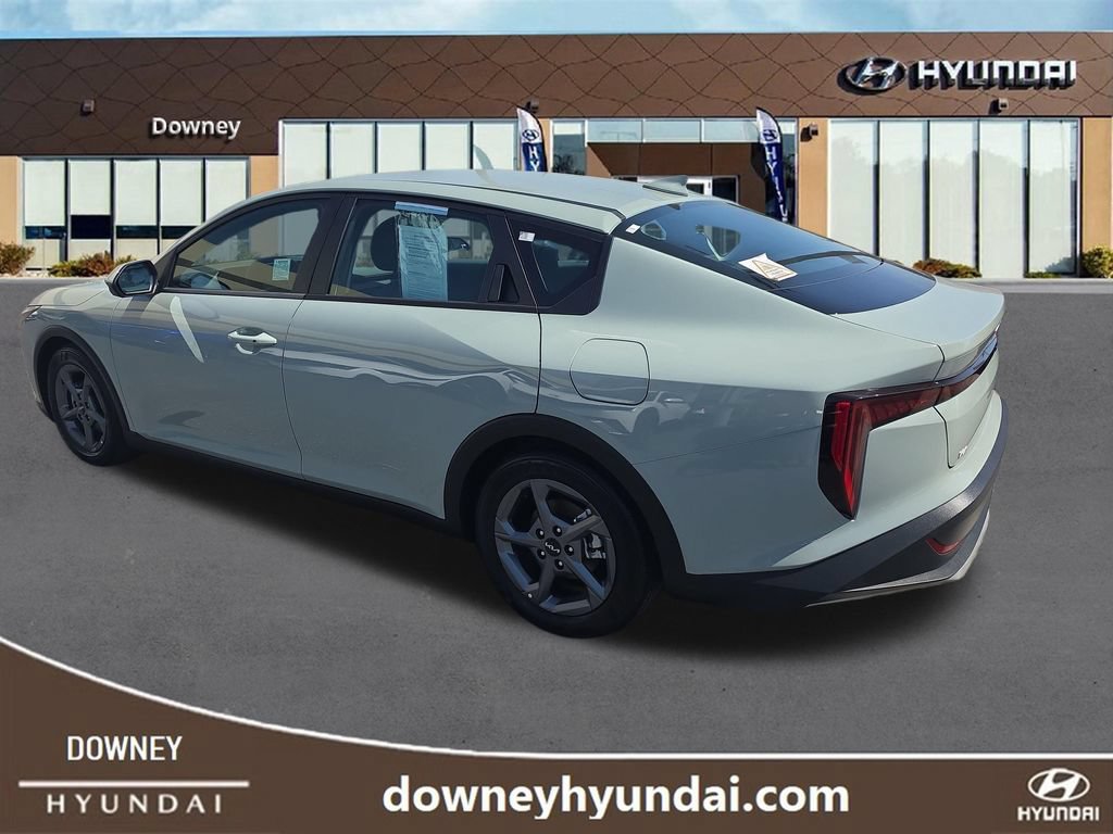 Used 2025 Kia K4 FWD video 3