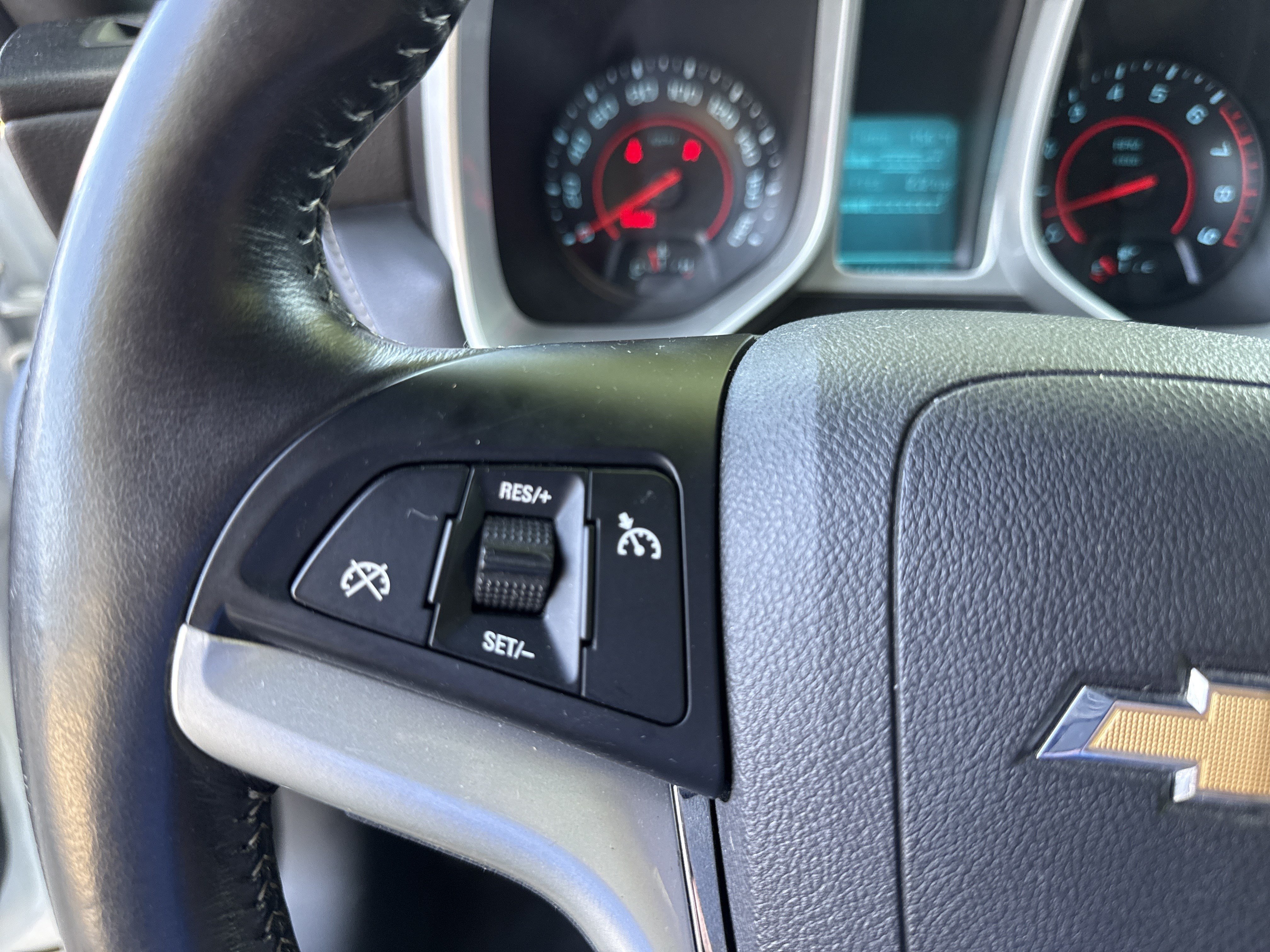 Used 2015 Chevrolet Camaro SS w/ Rear Vision Package RWD image 22