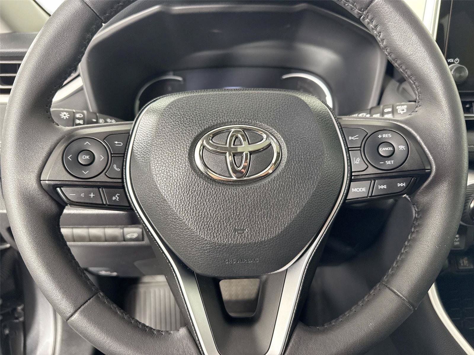 Used 2024 Toyota RAV4 XLE Premium FWD image 16