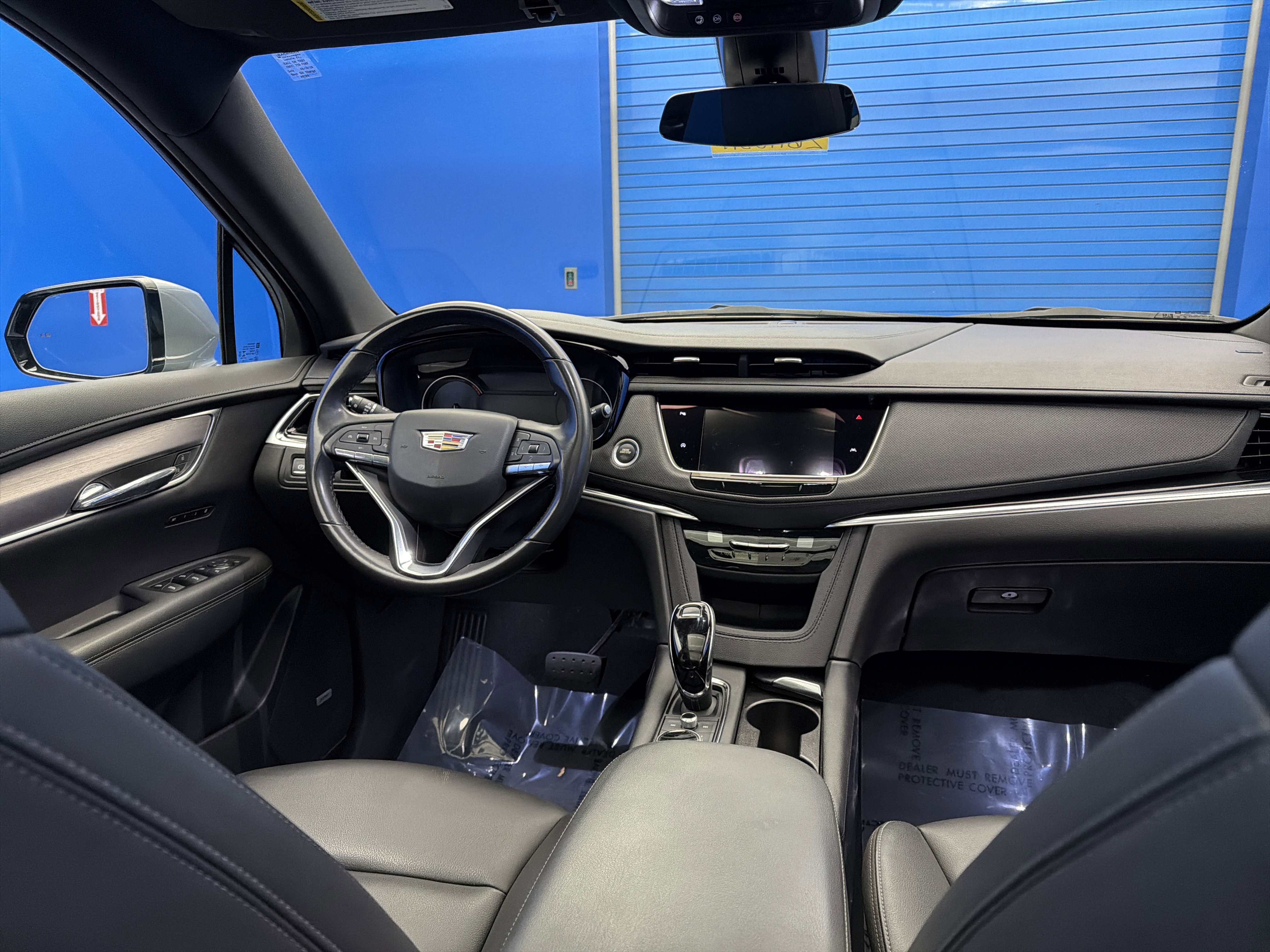 Used 2023 Cadillac XT6 Luxury image 29