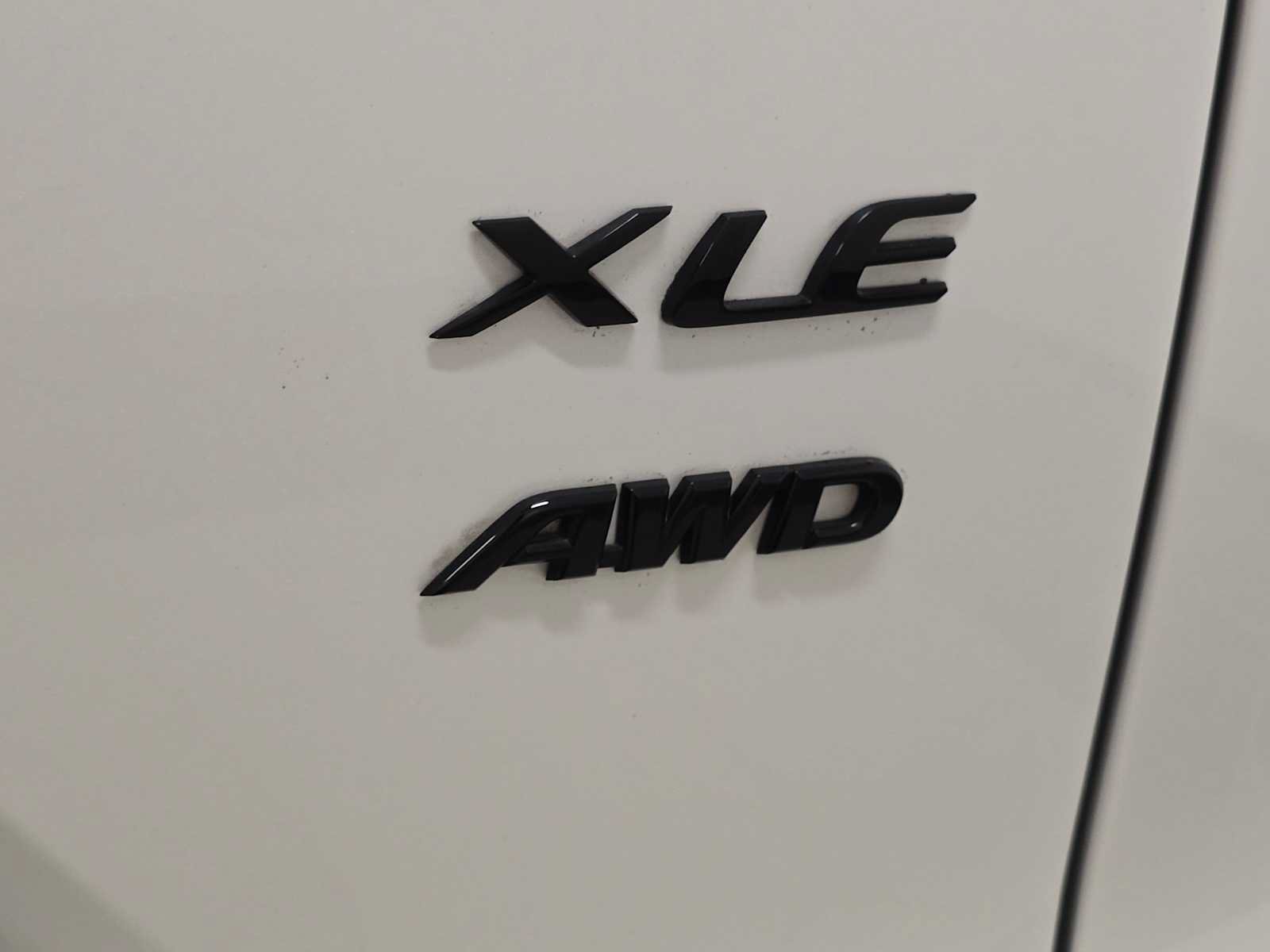 Certified 2025 Toyota Corolla Cross XLE w/ Convenience Package AWD/4WD image 7