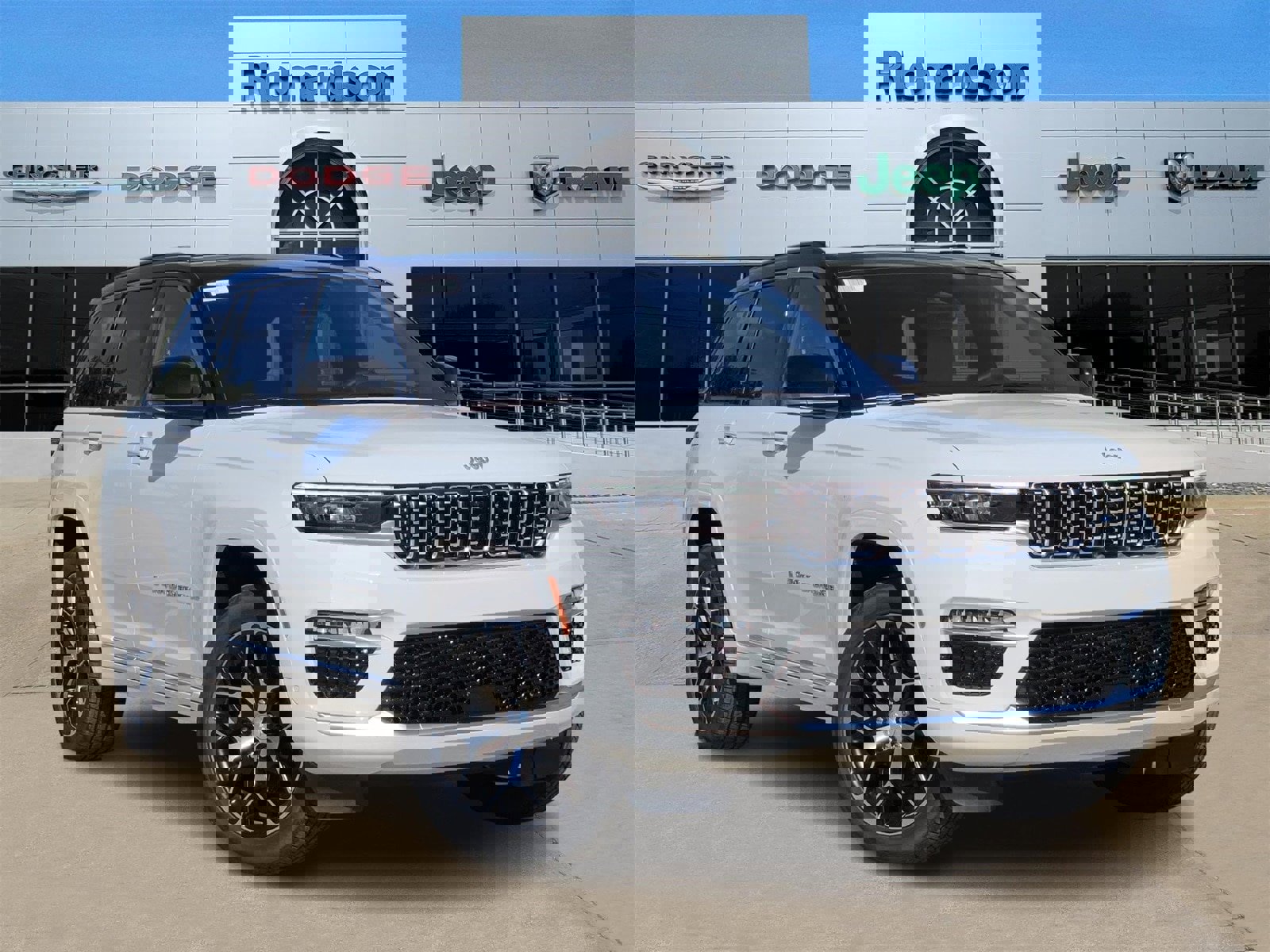 New 2025 Jeep Grand Cherokee Summit