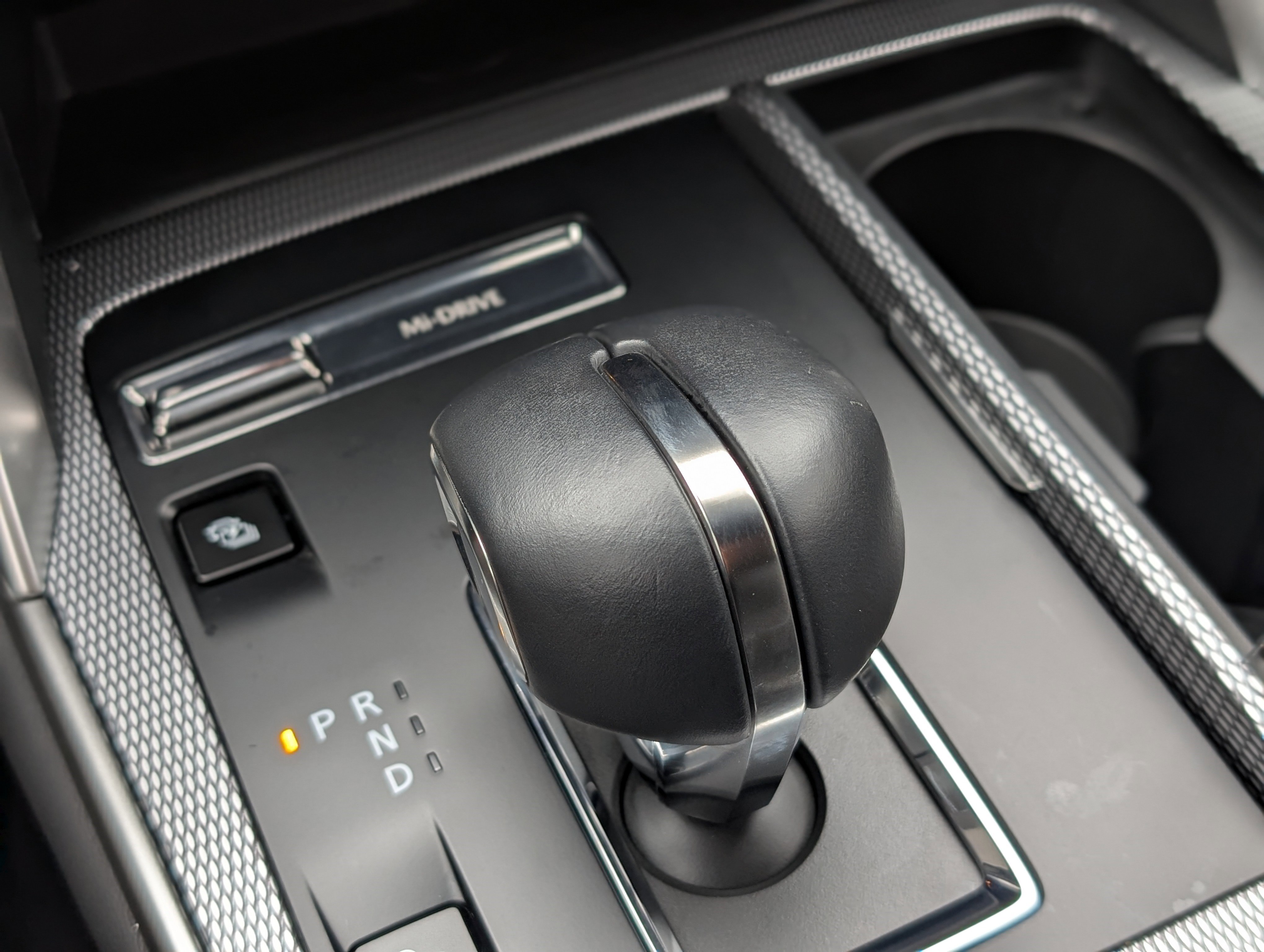 Used 2025 MAZDA CX-90 Plug-In Hybrid w/ Premium Plus image 34