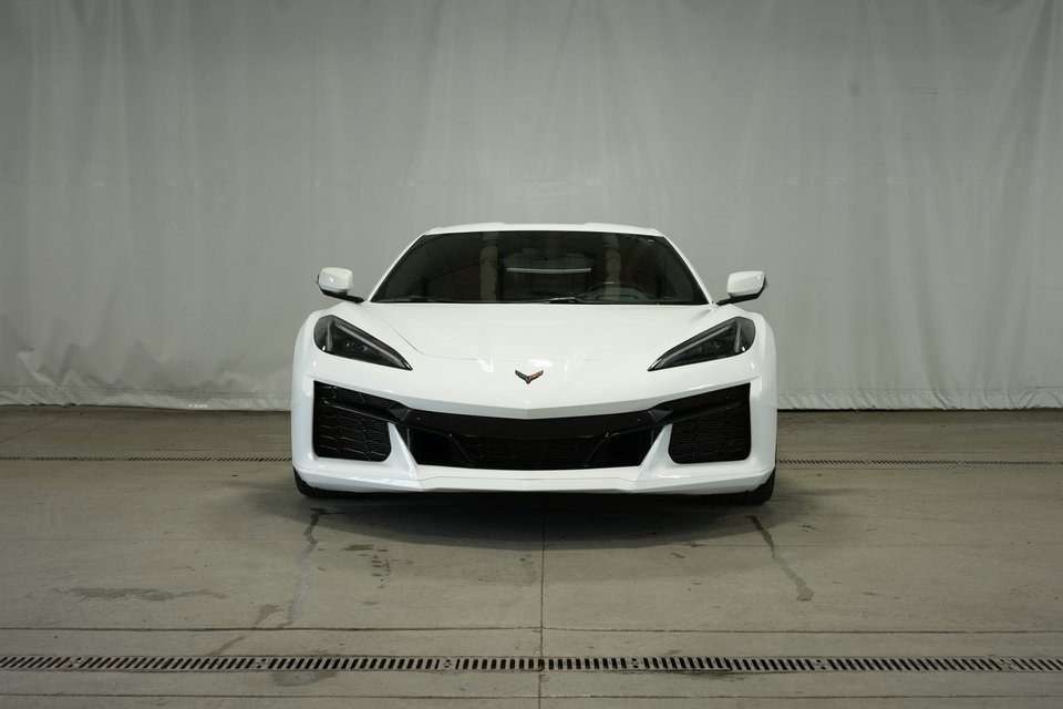 Used 2023 Chevrolet Corvette Z06 image 8