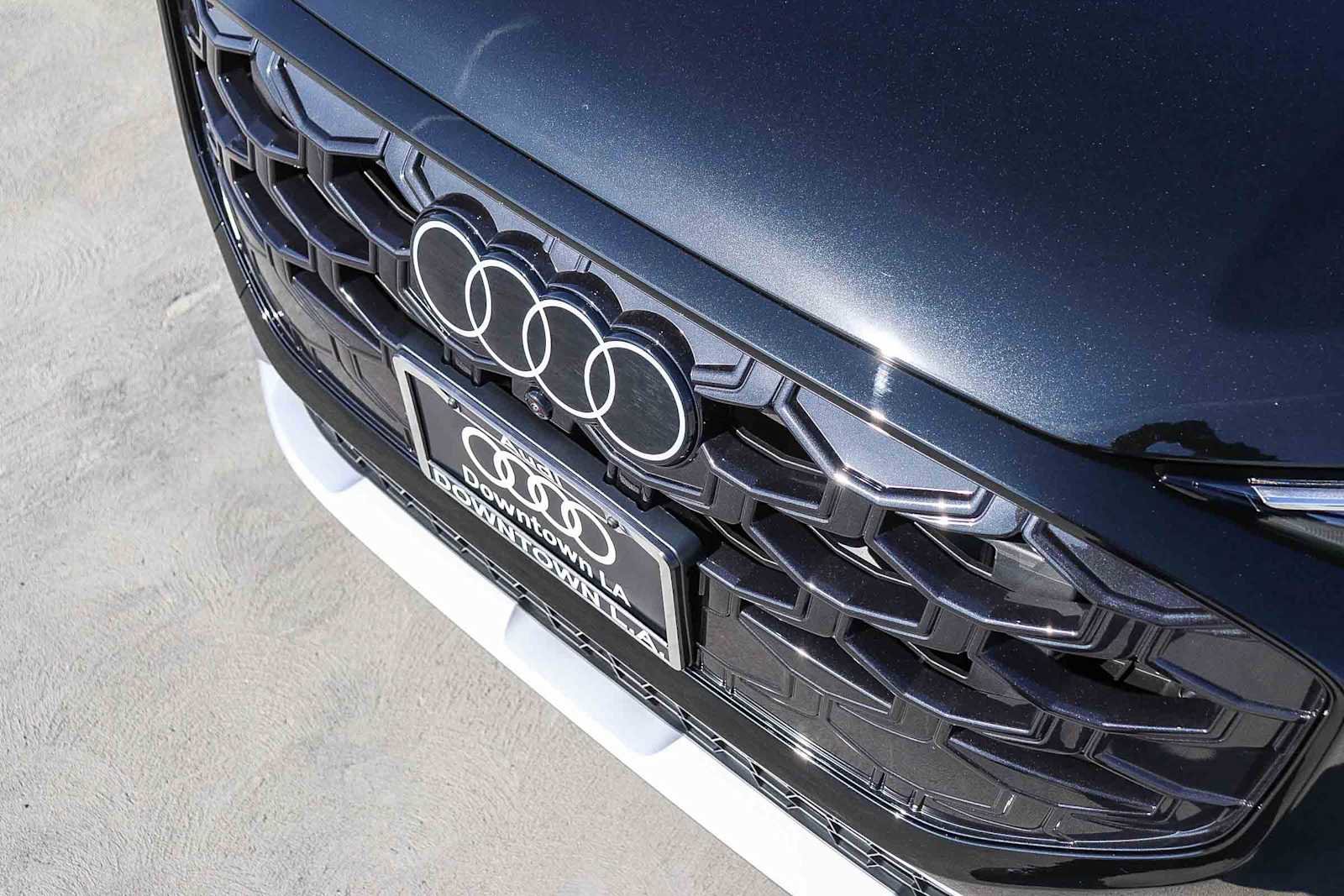 New 2026 Audi Q3 quattro 2.0T image 8