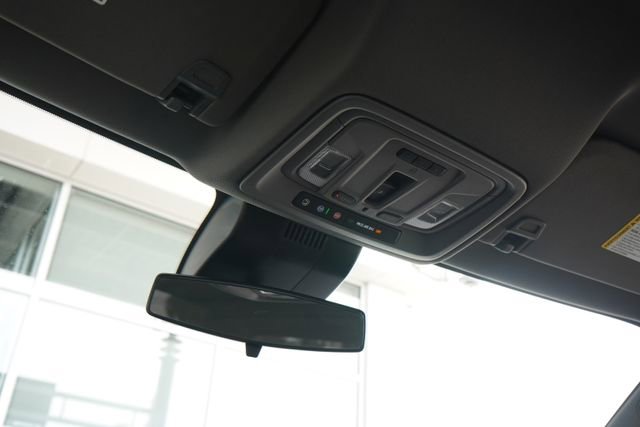 Used 2023 Chevrolet Silverado 1500 RST w/ Redline Edition AWD/4WD image 28