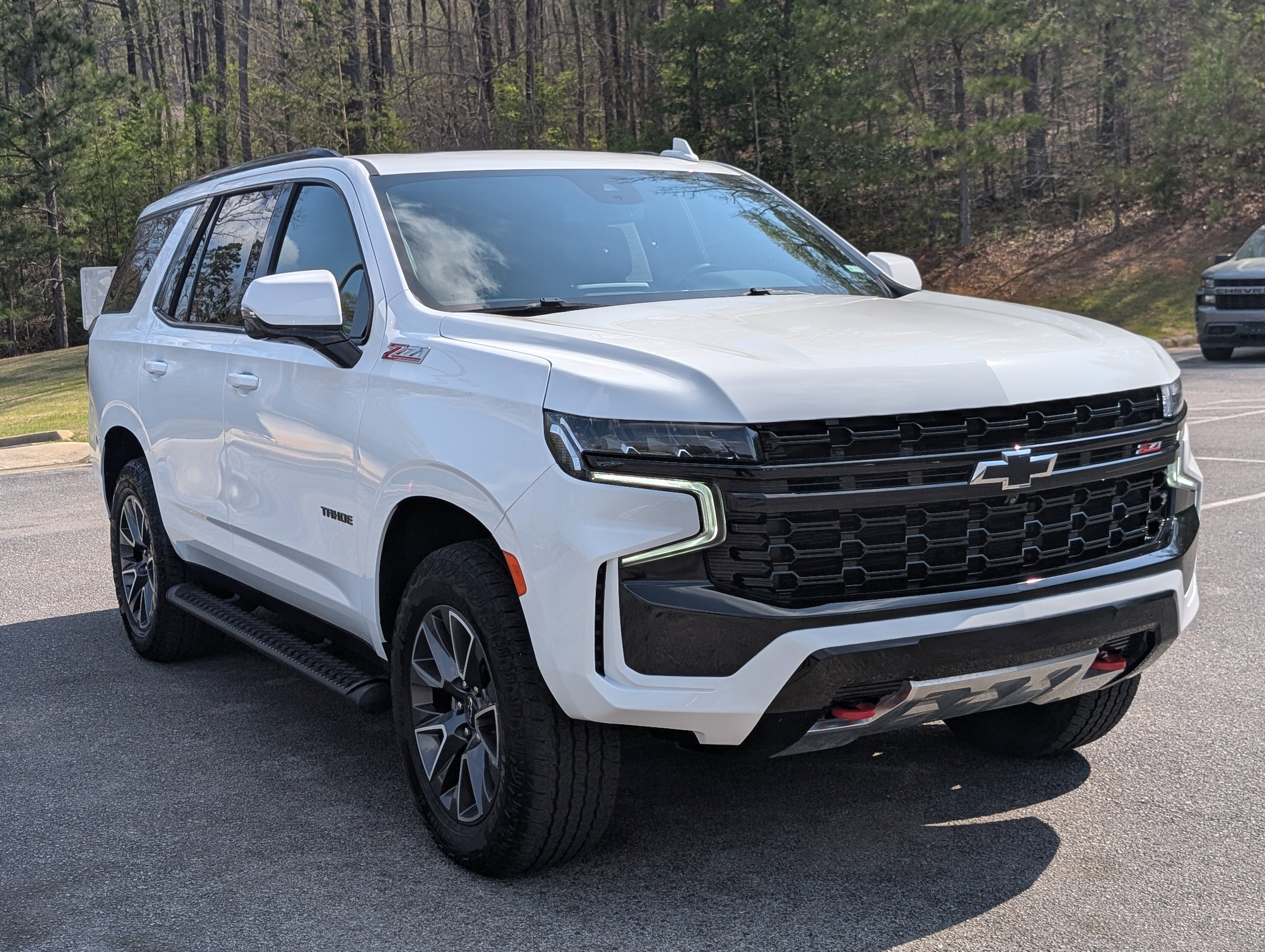 Used 2024 Chevrolet Tahoe Z71 w/ Z71 Off-Road Package AWD/4WD image 11