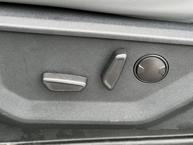 New 2025 Ford F150 Lightning Flash AWD/4WD image 16