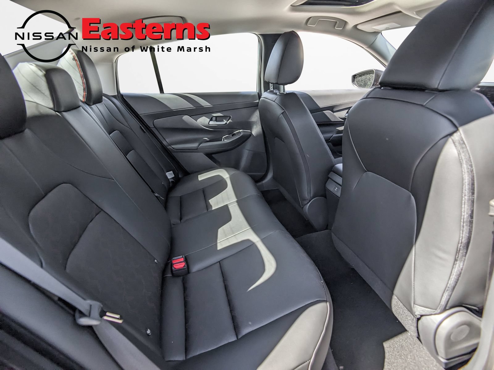 New 2027 Nissan Sentra SR w/ SR Premium Package FWD image 22