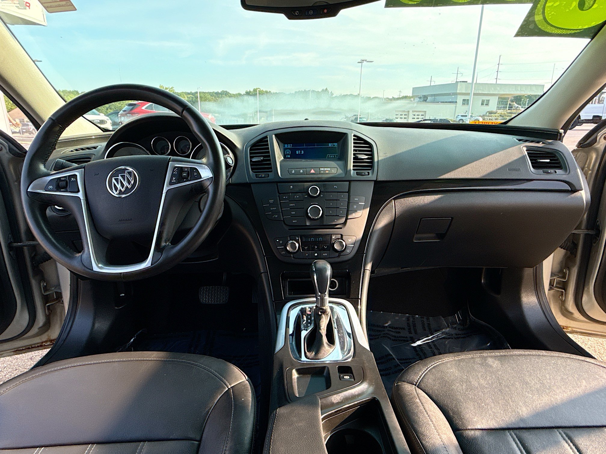 Used 2011 Buick Regal CXL w/ RL3 Preferred Equipment Group FWD image 3