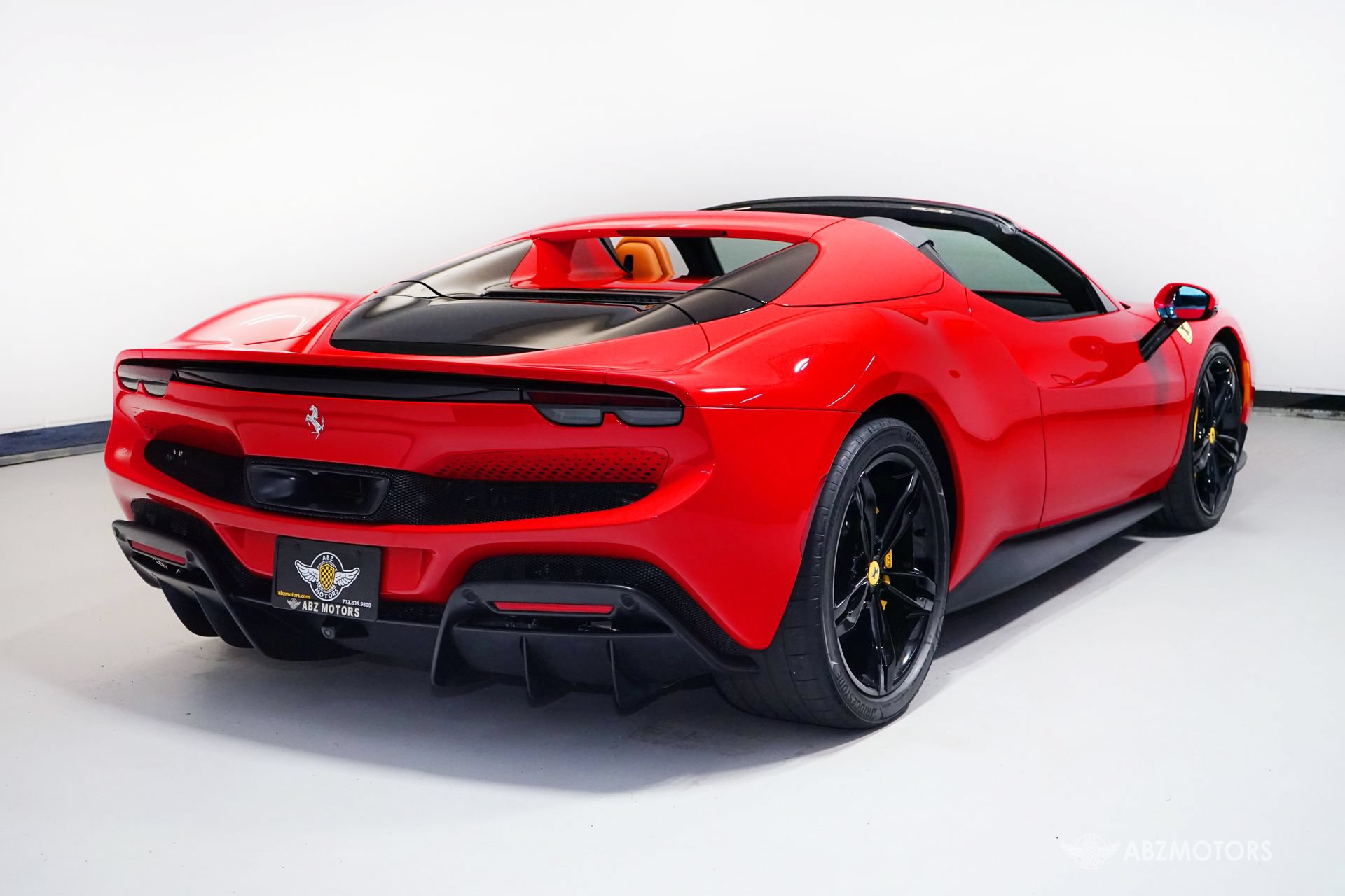 Used 2025 Ferrari 296 GTS RWD image 6