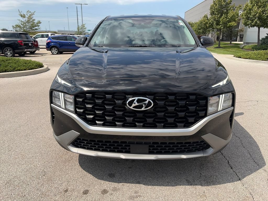 Used 2021 Hyundai Santa Fe SE AWD/4WD image 2