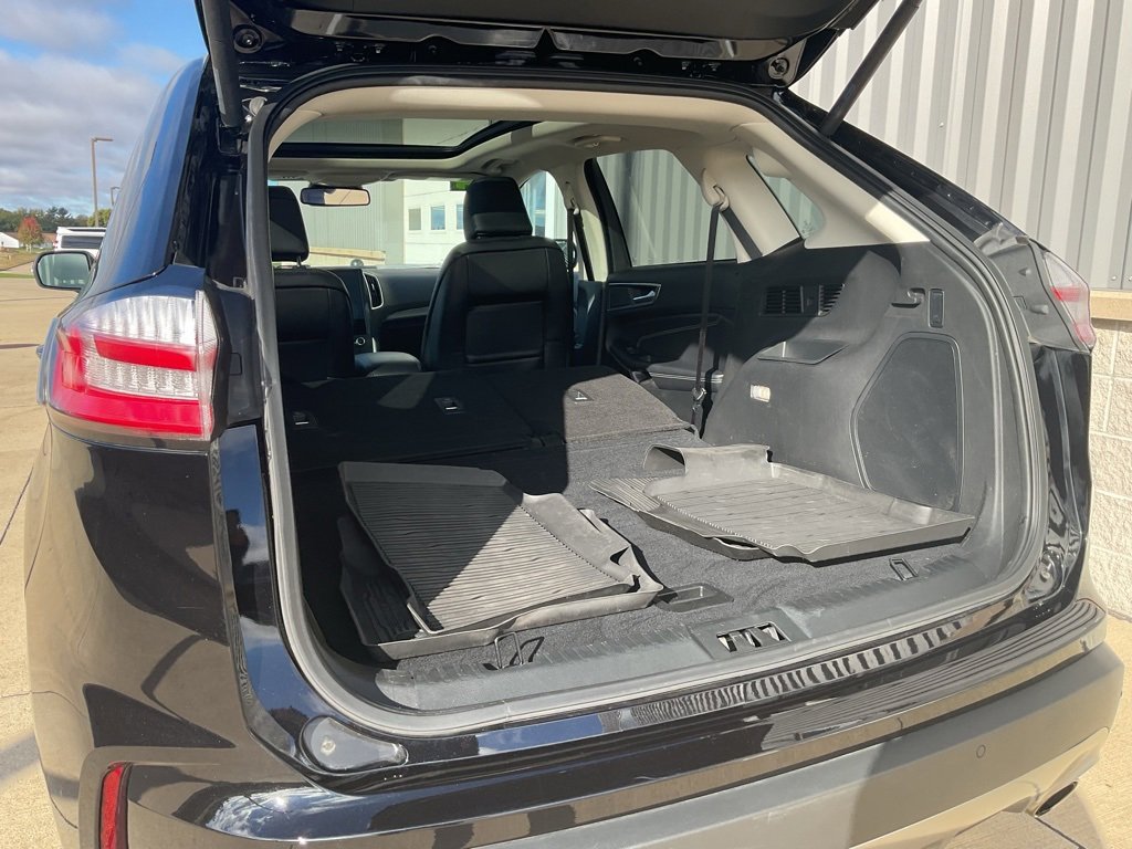 Used 2024 Ford Edge Titanium w/ Equipment Group 301A image 26