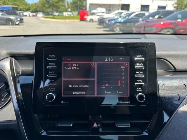 Used 2022 Toyota Camry SE FWD image 22