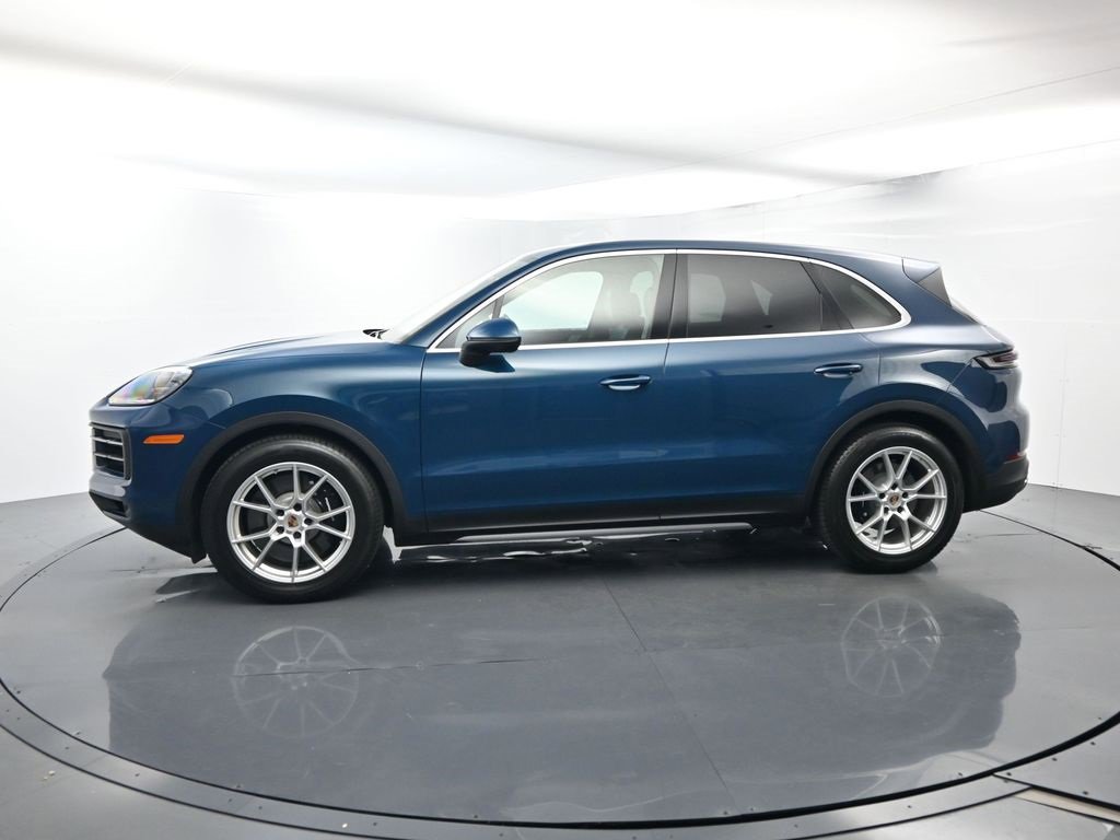 Used 2025 Porsche Cayenne S image 2