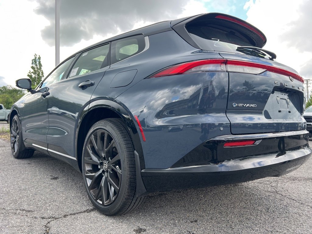 New 2025 Toyota Crown Signia image 19