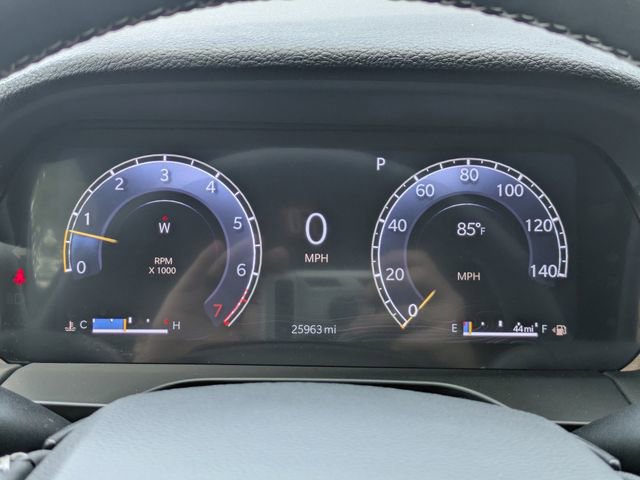Used 2024 Jeep Grand Cherokee L Altitude AWD/4WD image 37