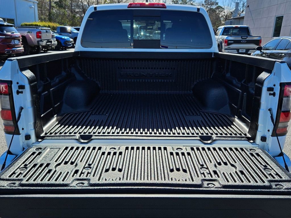 New 2026 Nissan Frontier SV w/ All-Weather Content Package image 9