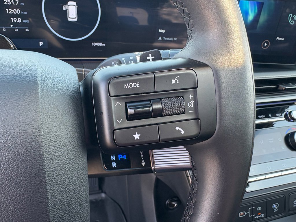 Used 2025 Hyundai Santa Fe Calligraphy image 15