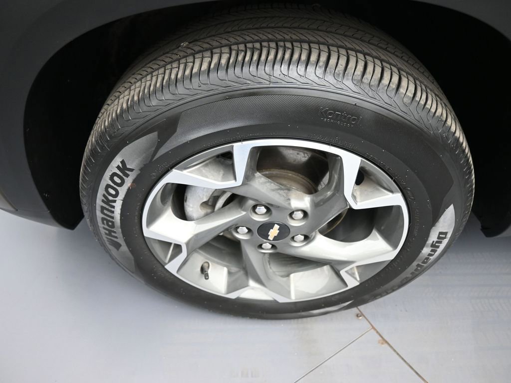 Used 2024 Chevrolet Trax LT w/ Driver Confidence Package image 14