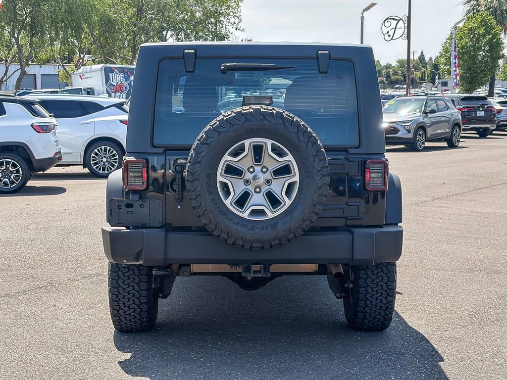 Used 2016 Jeep Wrangler Unlimited Sport AWD/4WD image 3