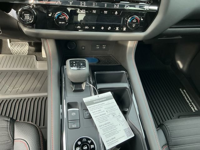 New 2026 Nissan Pathfinder SV image 12