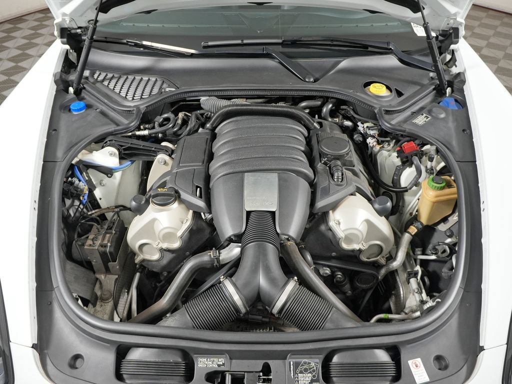 Certified 2016 Porsche Panamera Edition RWD image 45