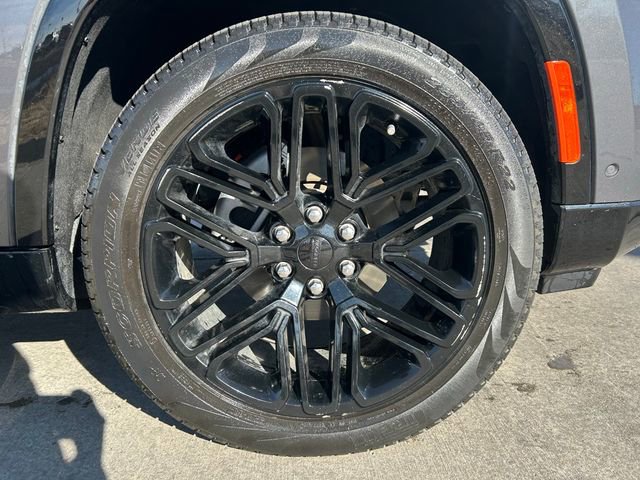 Used 2024 Jeep Wagoneer Series II image 11