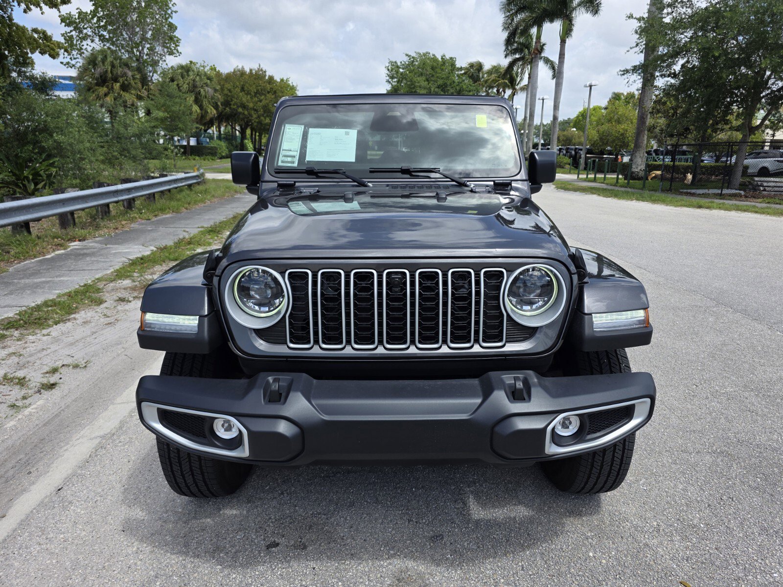 Used 2026 Jeep Wrangler Sahara image 8