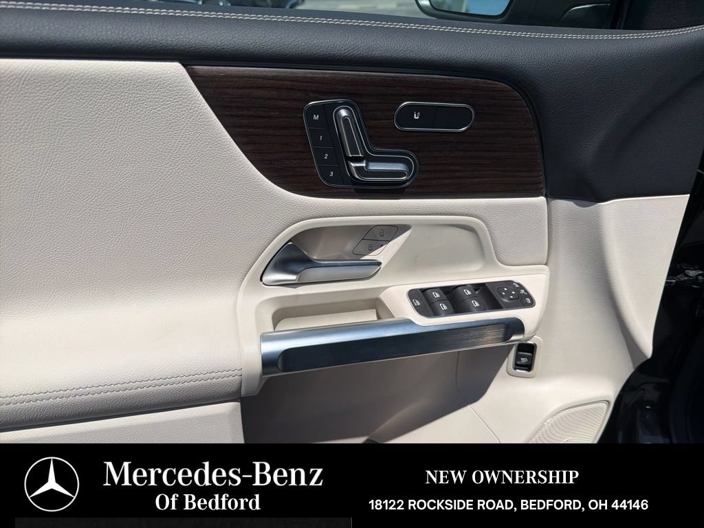 New 2026 Mercedes-Benz GLB 250 4MATIC image 8