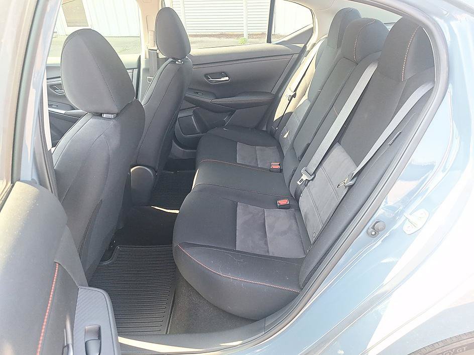 Certified 2024 Nissan Sentra SR w/ Lighting Package FWD image 12