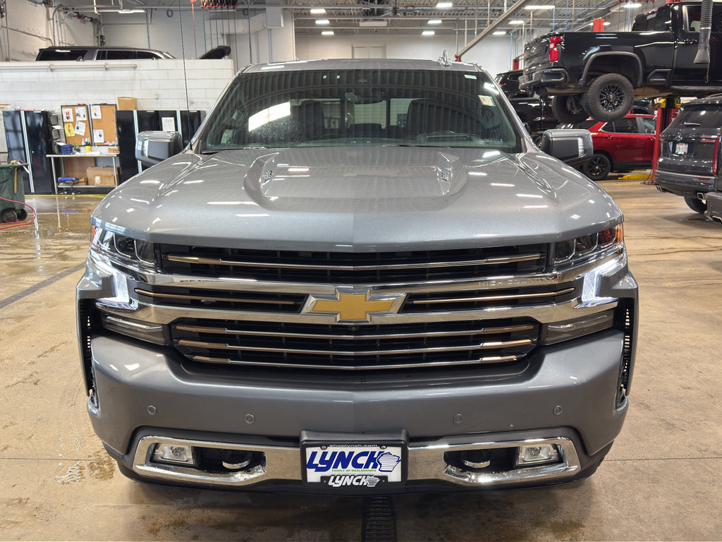 Used 2021 Chevrolet Silverado 1500 High Country w/ Technology Package image 7