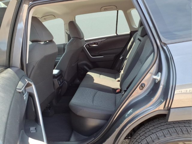 Used 2023 Toyota RAV4 XLE AWD/4WD image 22