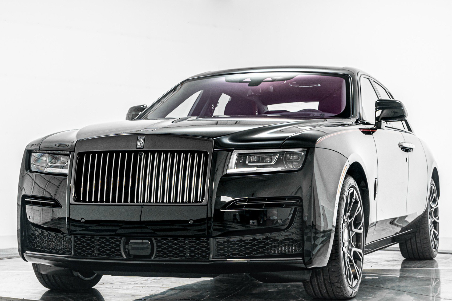 Used 2023 Rolls-Royce Ghost Black Badge w/ Black Badge Ghost Package AWD/4WD image 5
