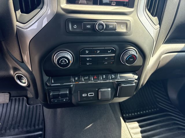 Used 2024 Chevrolet Silverado 2500 Custom w/ Custom Convenience Package image 24