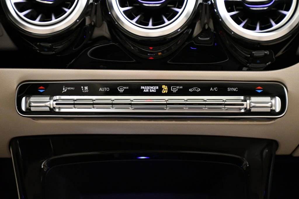 Used 2023 Mercedes-Benz CLA 250 CLA 250 image 28