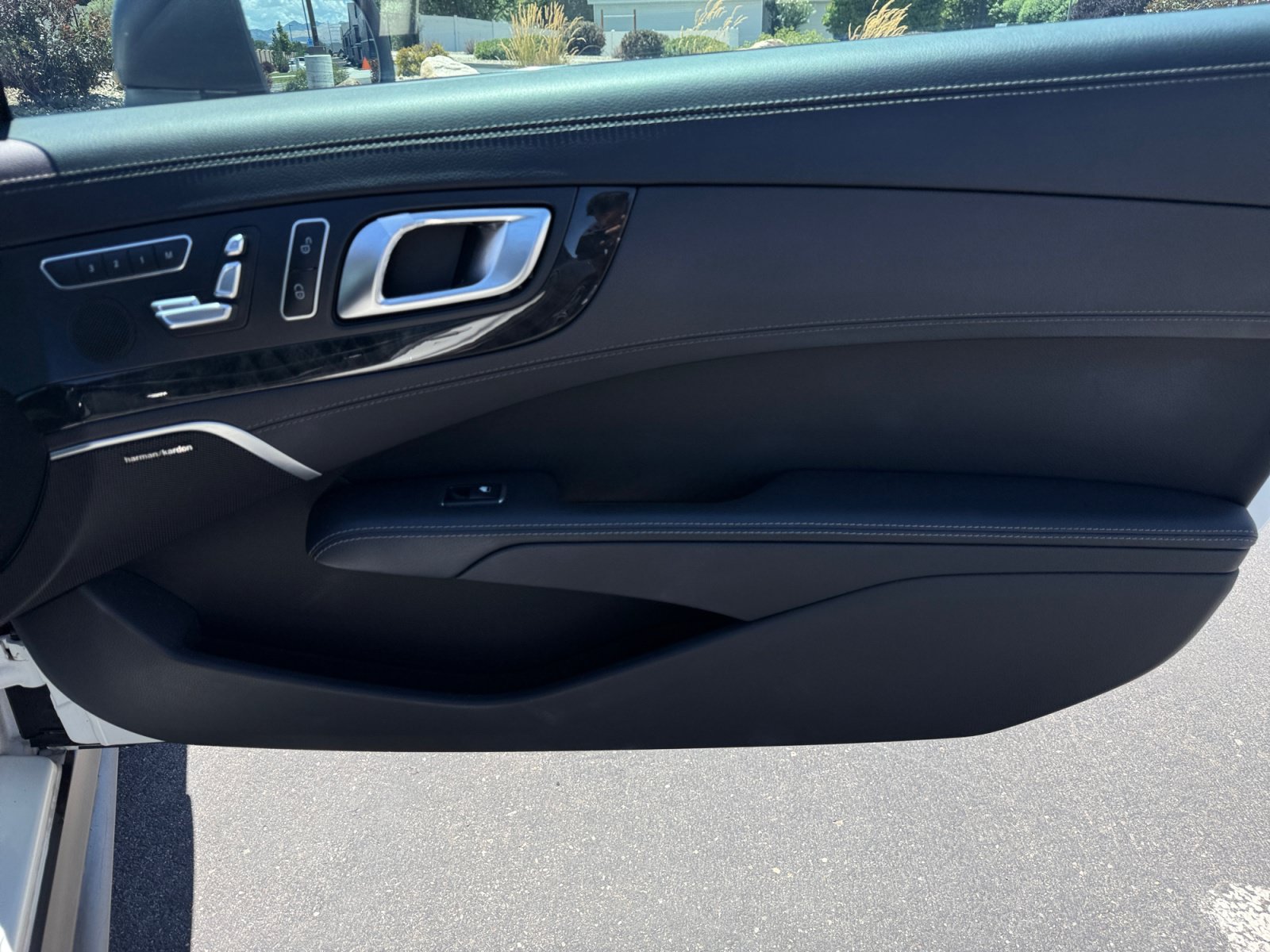 Certified 2018 Mercedes-Benz SL 550 image 16