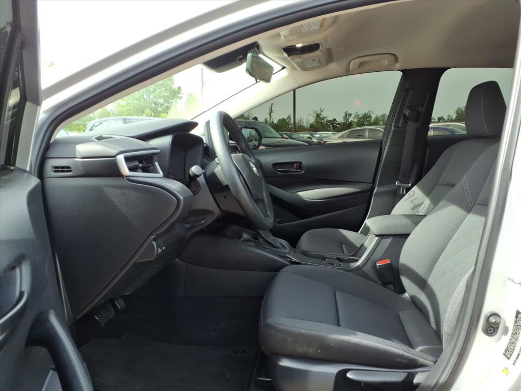 Used 2024 Toyota Corolla LE FWD image 15
