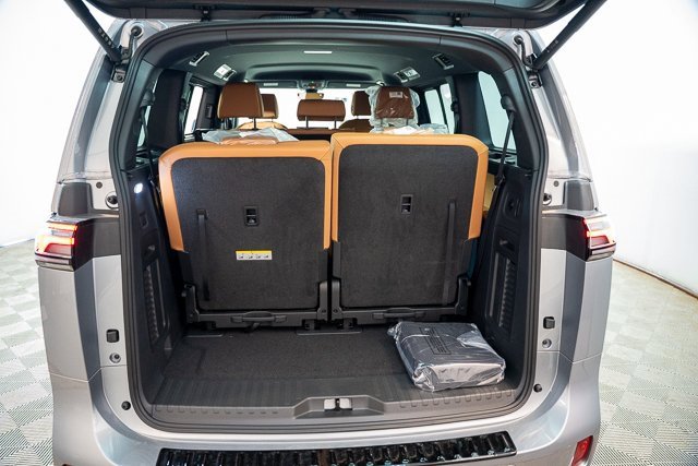 New 2025 Volkswagen ID. Buzz Pro S image 36