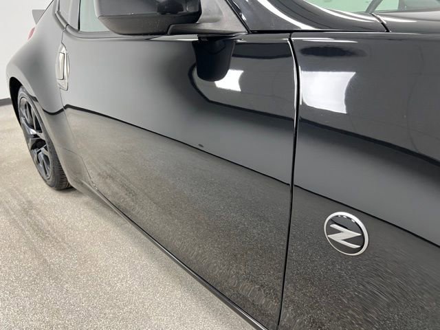 Used 2019 Nissan 370Z Coupe RWD image 13