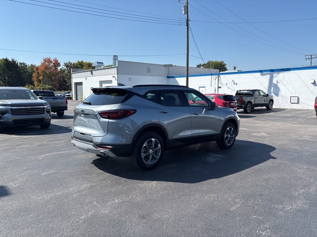 New 2025 Chevrolet Blazer LT w/ Convenience Package image 5