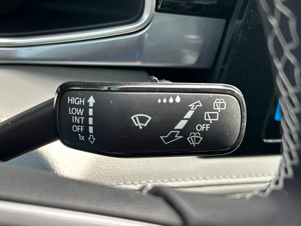 New 2026 Volkswagen Taos SEL AWD/4WD image 30