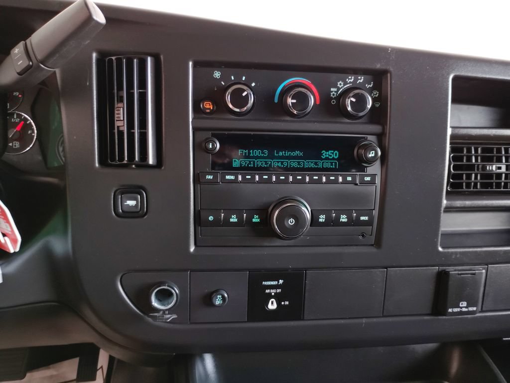 Used 2025 GMC Savana 2500 w/ Driver Convenience Package RWD image 27