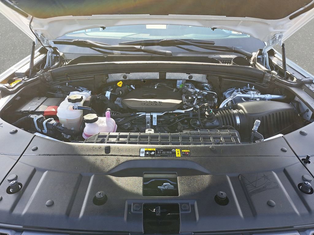 New 2026 Jeep Grand Cherokee L Limited image 32