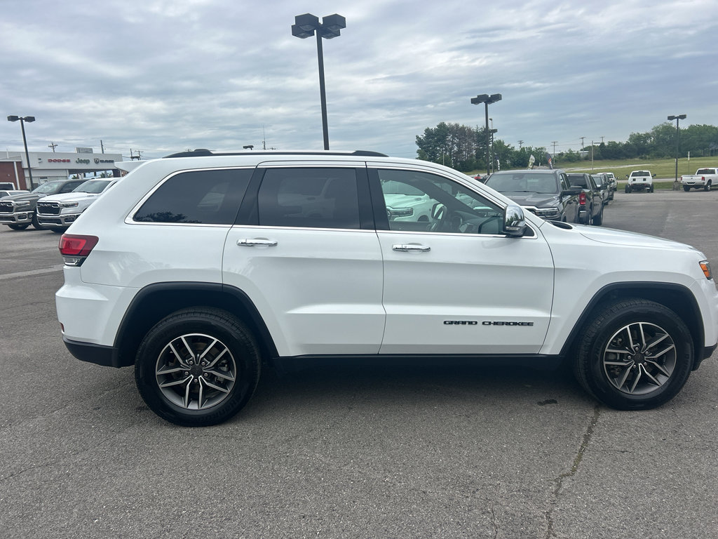 Used 2021 Jeep Grand Cherokee Limited w/ Luxury Group II AWD/4WD image 4