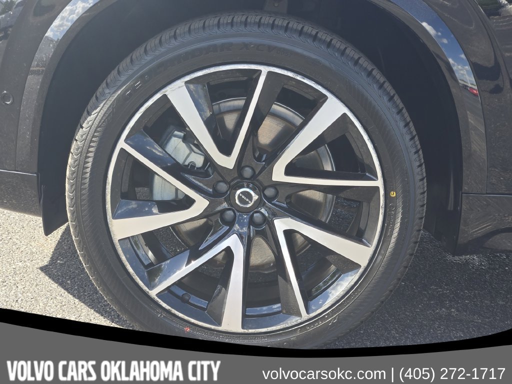 Certified 2023 Volvo XC90 B6 Plus w/ Protection Package Premier AWD/4WD image 13